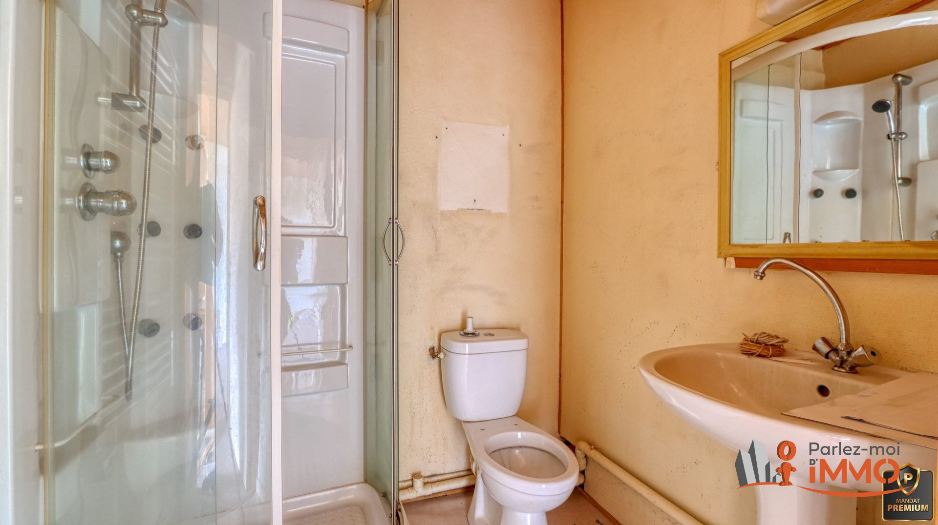 VENTE - Immeuble - Usson-en-Forez (42550) - 199000 €
