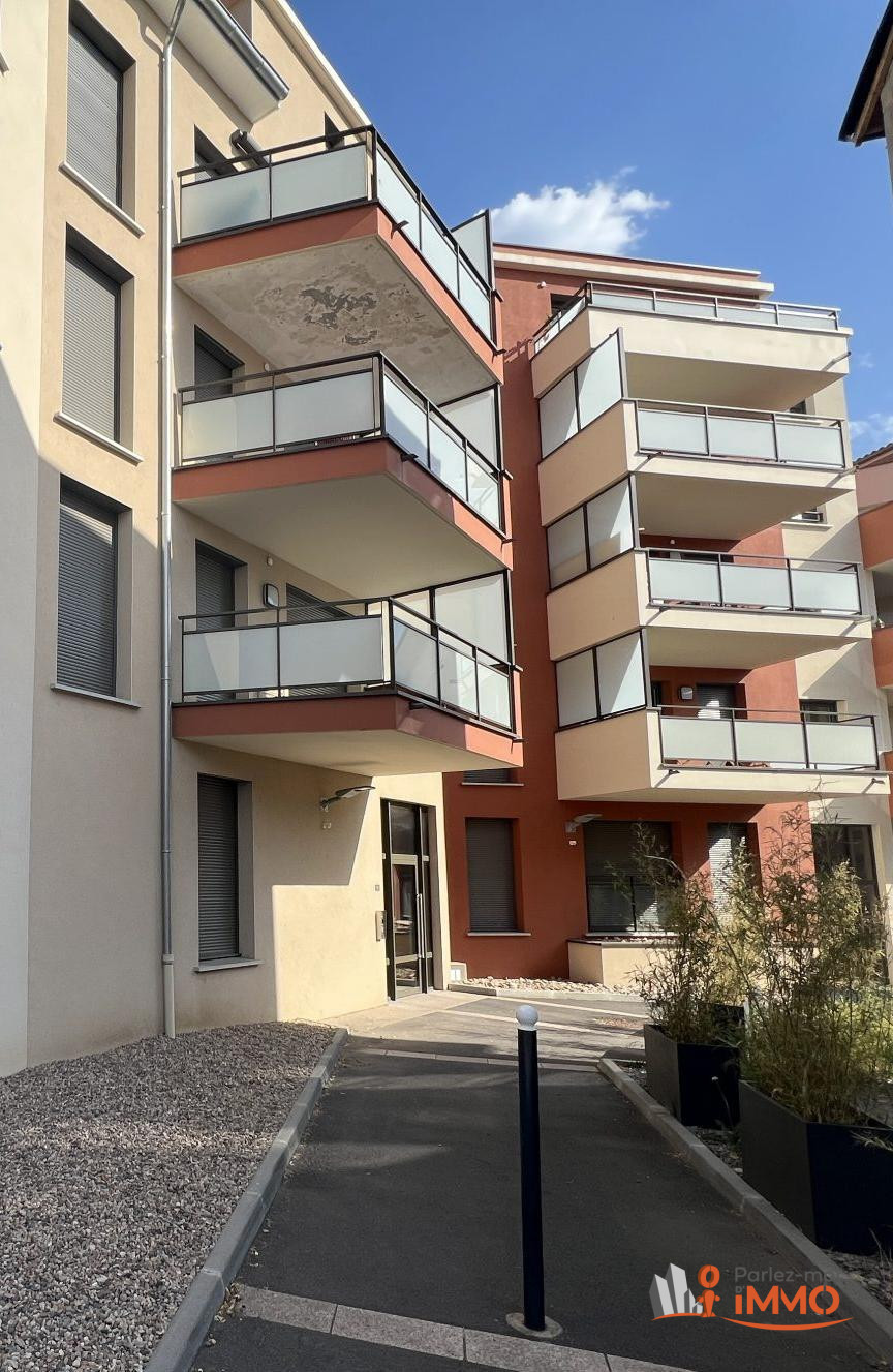 VENTE DE PRESTIGE - Appartement - Montrond-les-Bains (42210) - 179000 €