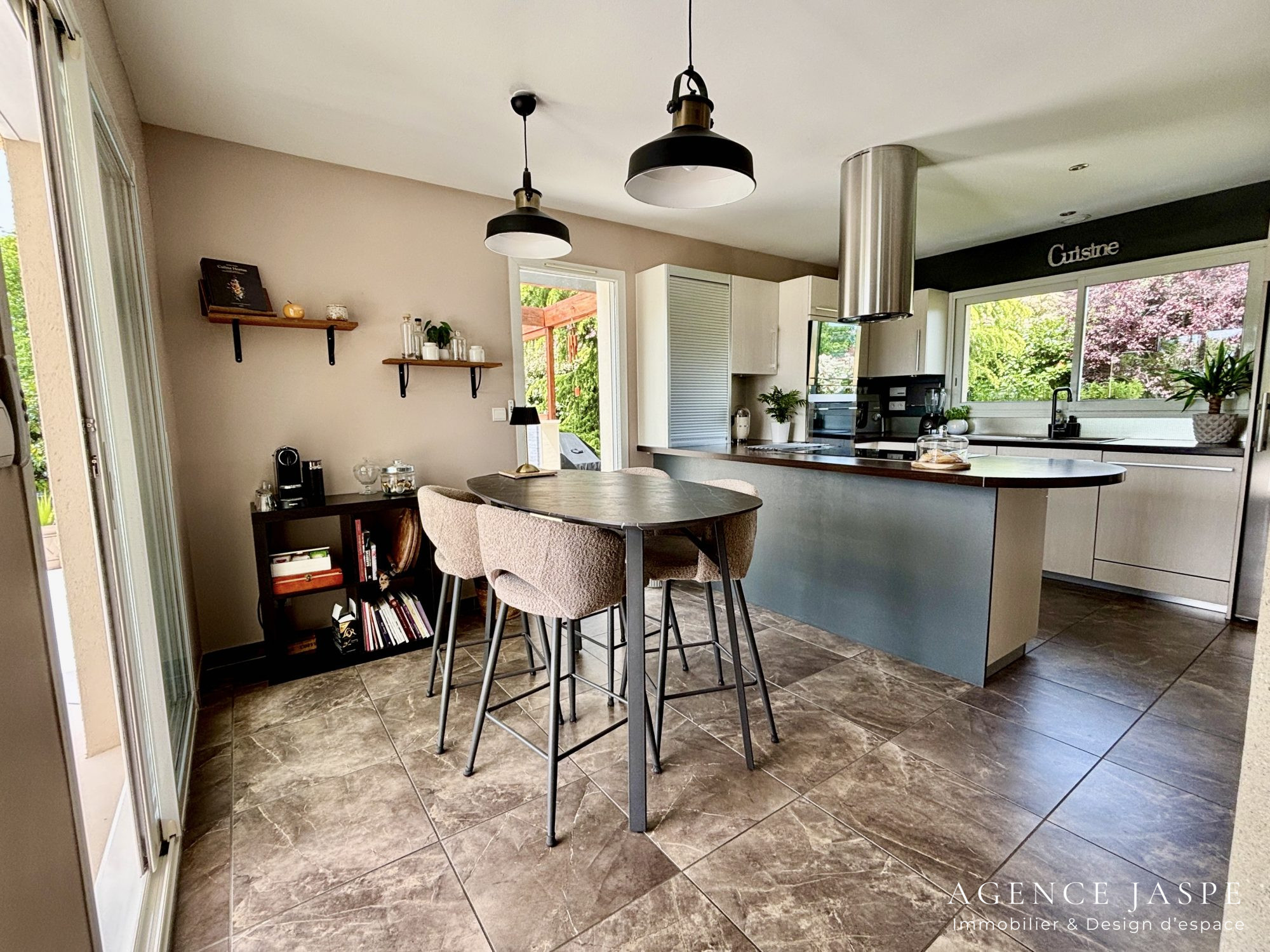 VENTE - Maison - Sorbiers (42290) - 790000.00 €