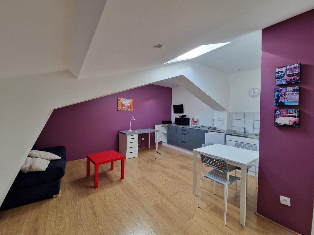 LOCATION - Appartement - ST ETIENNE (42000) - 370 €