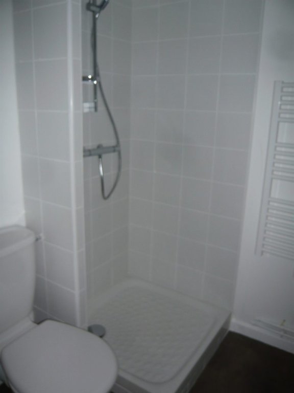 LOCATION - Appartement - ST ETIENNE (42000) - 370 €