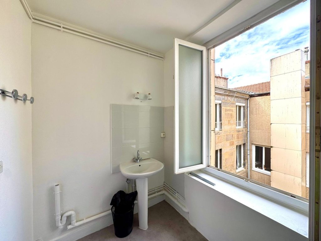 LOCATION - Appartement - ST ETIENNE (42000) - 405 €