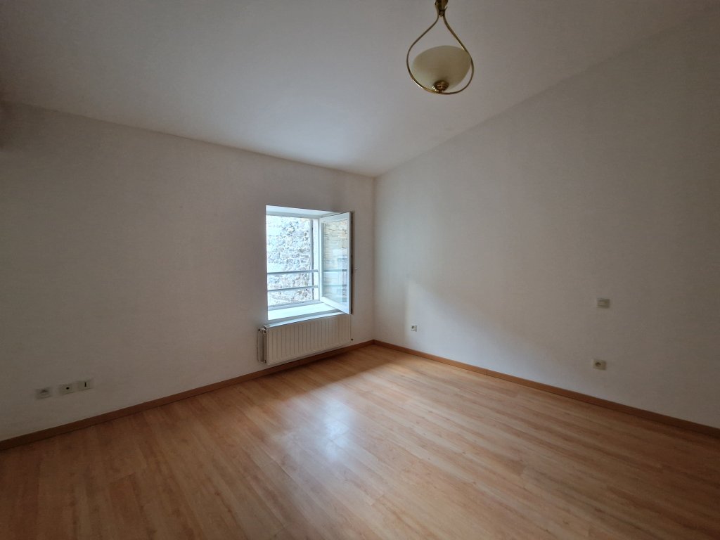 LOCATION - Maison/villa - LA FOUILLOUSE (42480) - 675 €