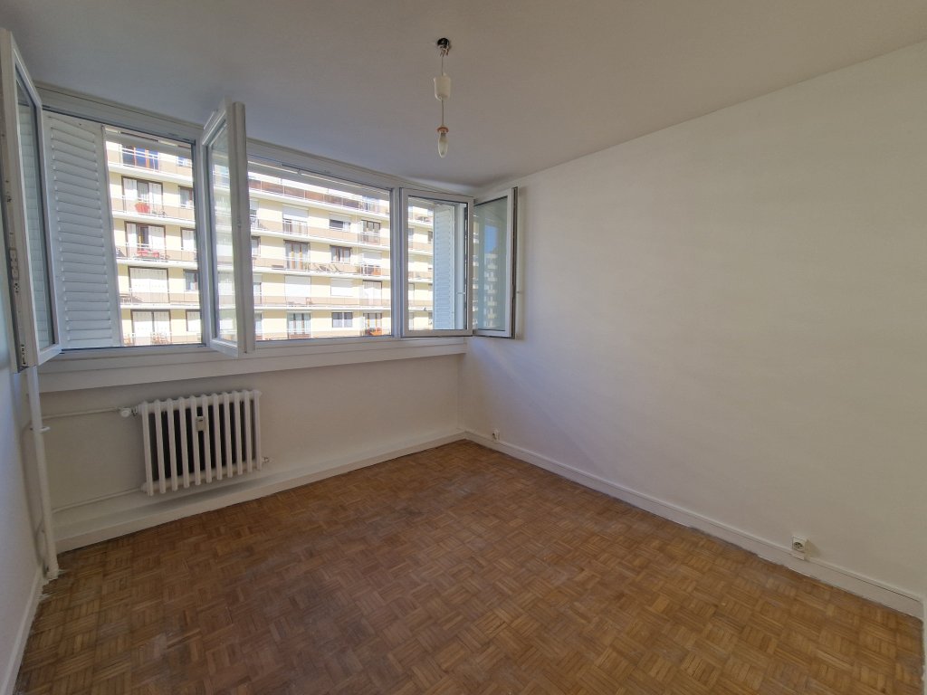 LOCATION - Appartement - ST ETIENNE (42000) - 560 €