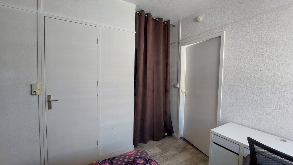 LOCATION - Appartement - ST ETIENNE (42000) - 408 €