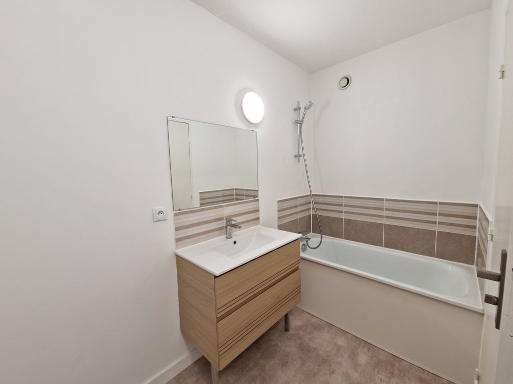 LOCATION - Appartement - ST ETIENNE (42000) - 590 €