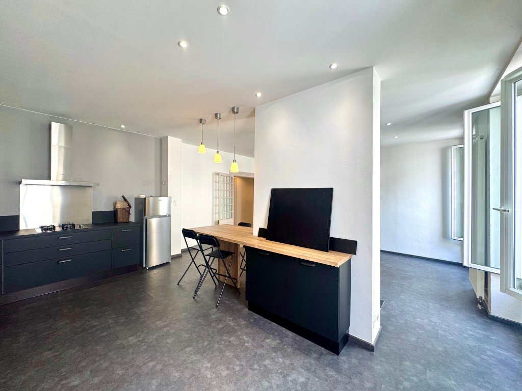 LOCATION - Appartement - ST ETIENNE (42000) - 1090 €