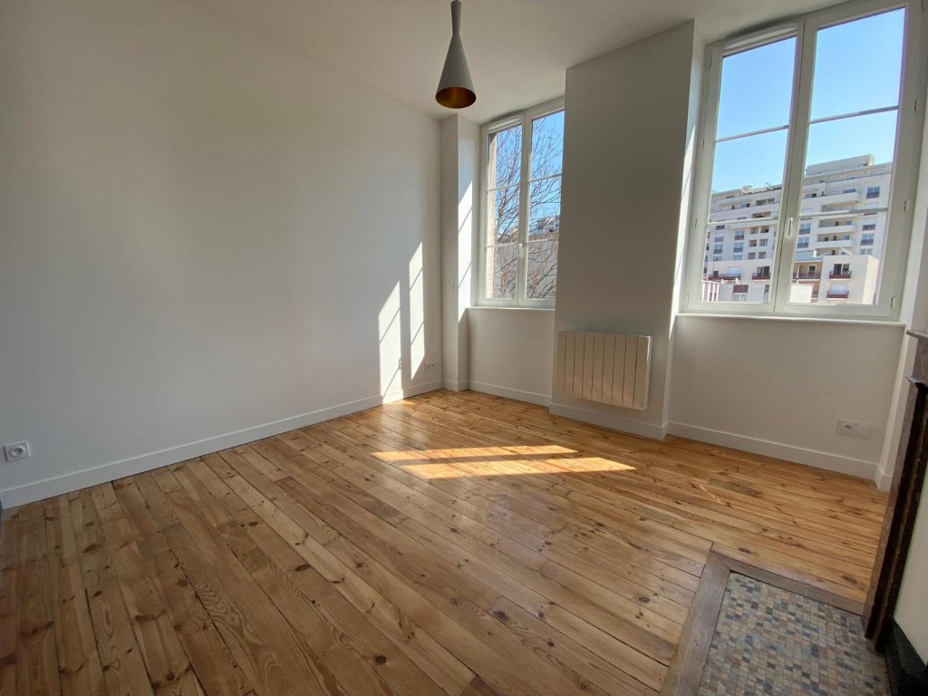 LOCATION - Appartement - ST ETIENNE (42000) - 410 €