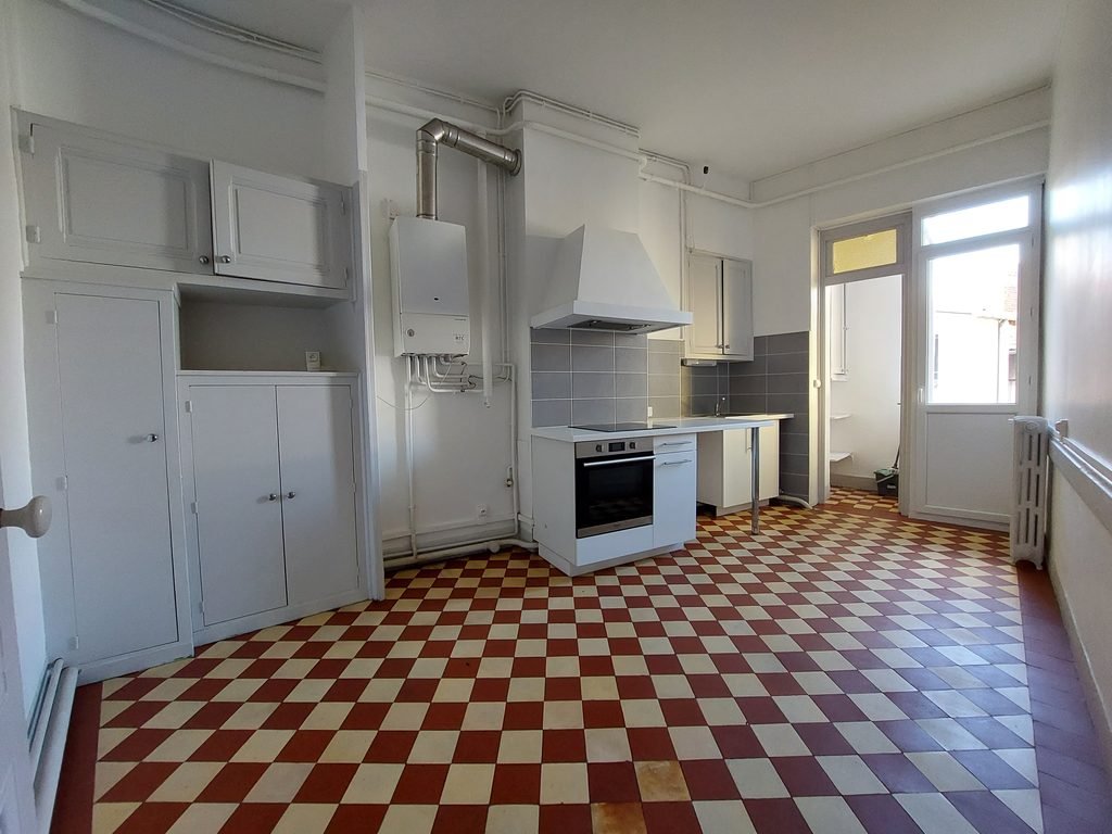 LOCATION - Appartement - ST ETIENNE (42000) - 780 €