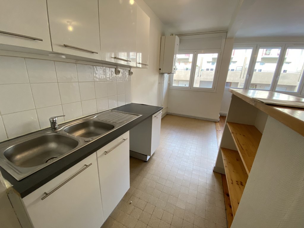 LOCATION - Appartement - ST ETIENNE (42000) - 495 €