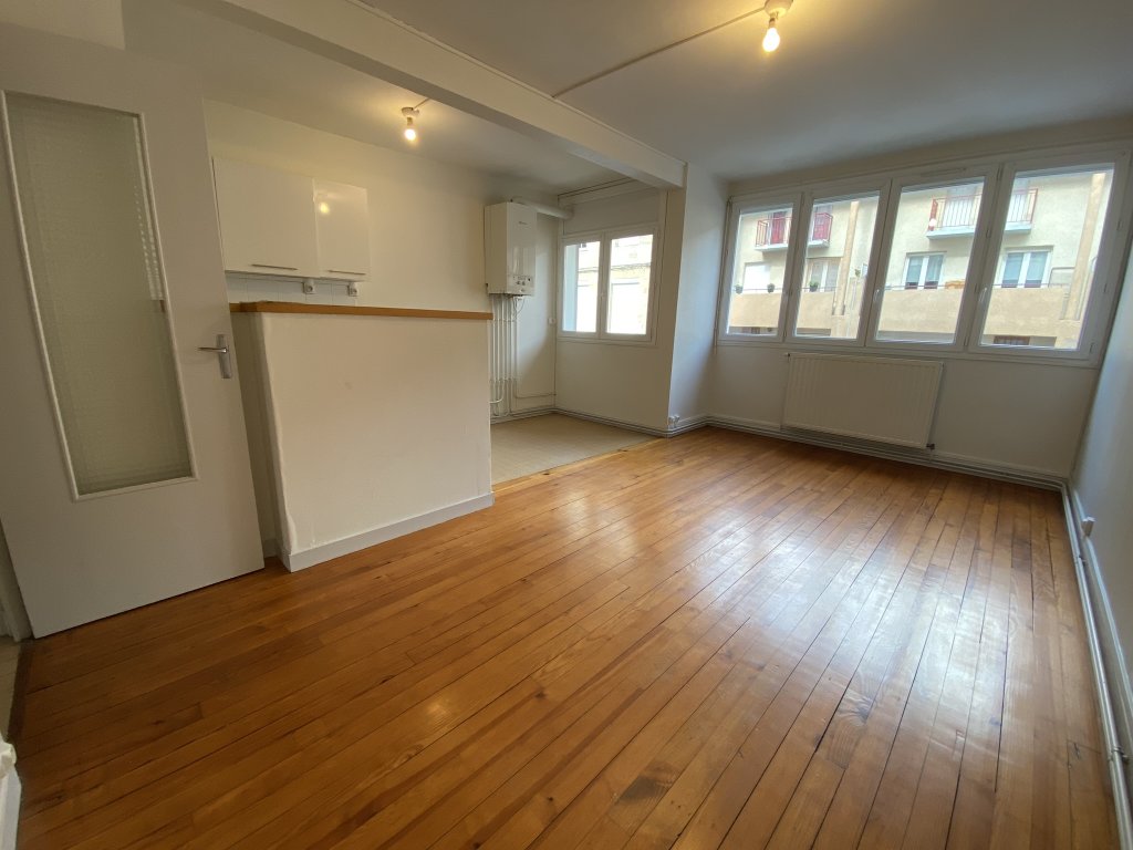 LOCATION - Appartement - ST ETIENNE (42000) - 495 €