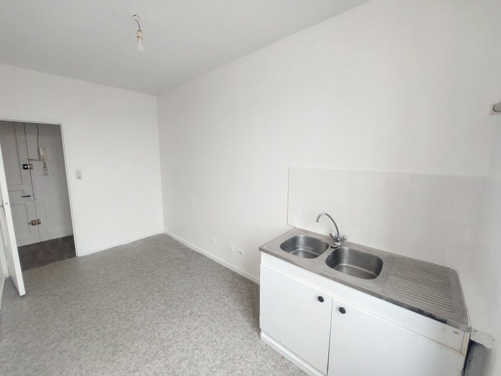 LOCATION - Appartement - ST ETIENNE (42000) - 290 €