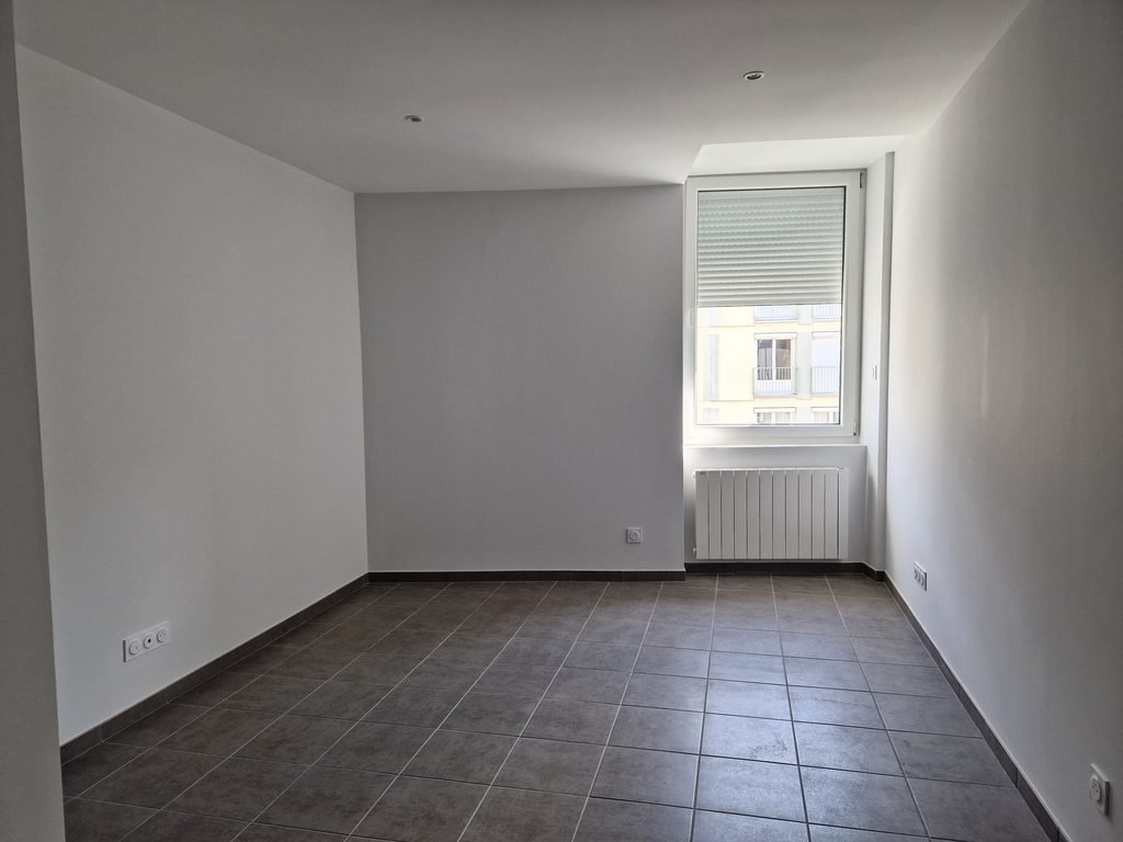 LOCATION - Appartement - ST ETIENNE (42000) - 495 €