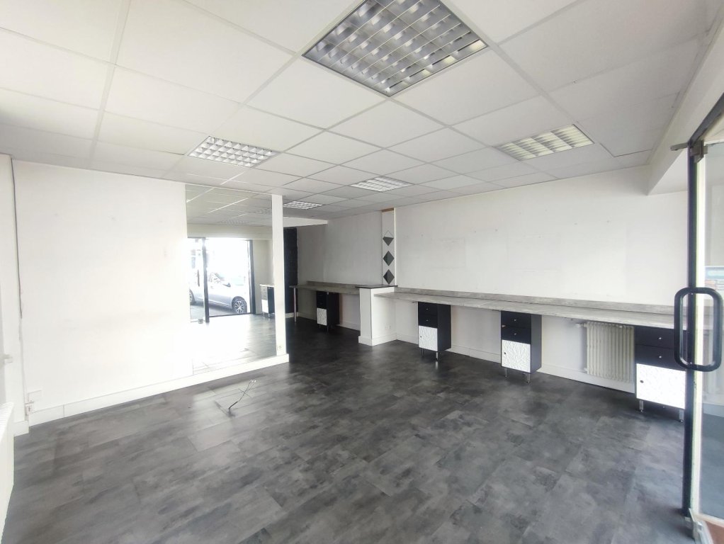 LOCATION - Boutique - FIRMINY (42700) - 440 €