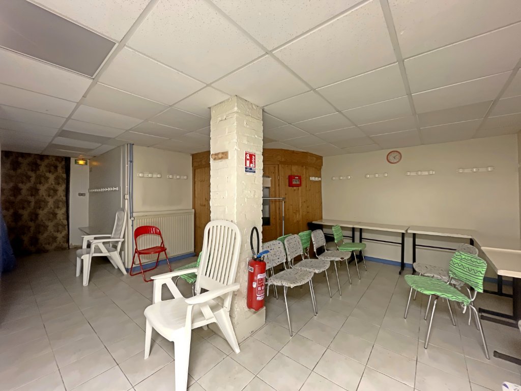 VENTE - Boutique - ST ETIENNE (42000) - 93000 €