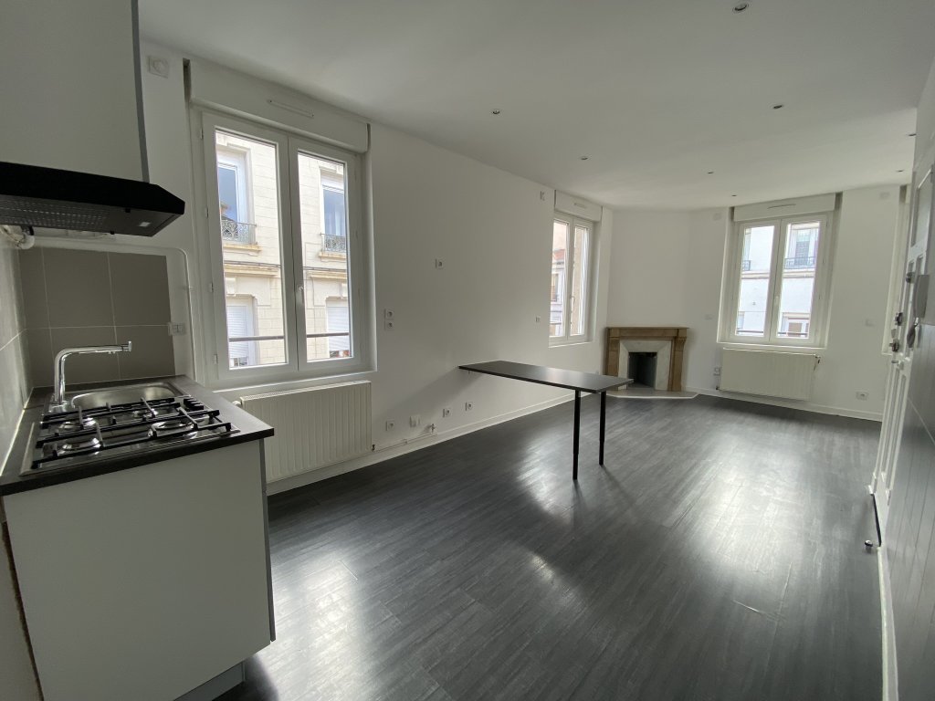 LOCATION - Appartement - FIRMINY (42700) - 563 €