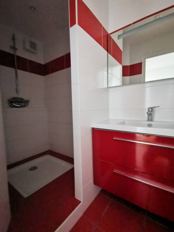 LOCATION - Appartement - ST ETIENNE (42000) - 915 €