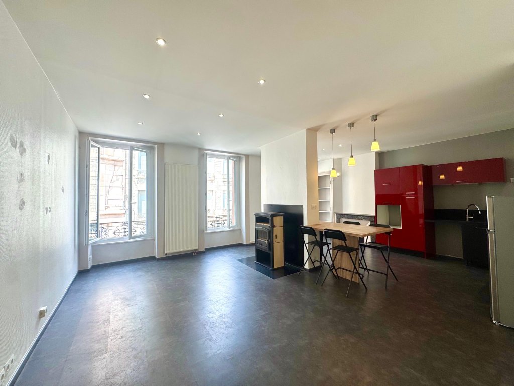 LOCATION - Appartement - ST ETIENNE (42000) - 1090 €