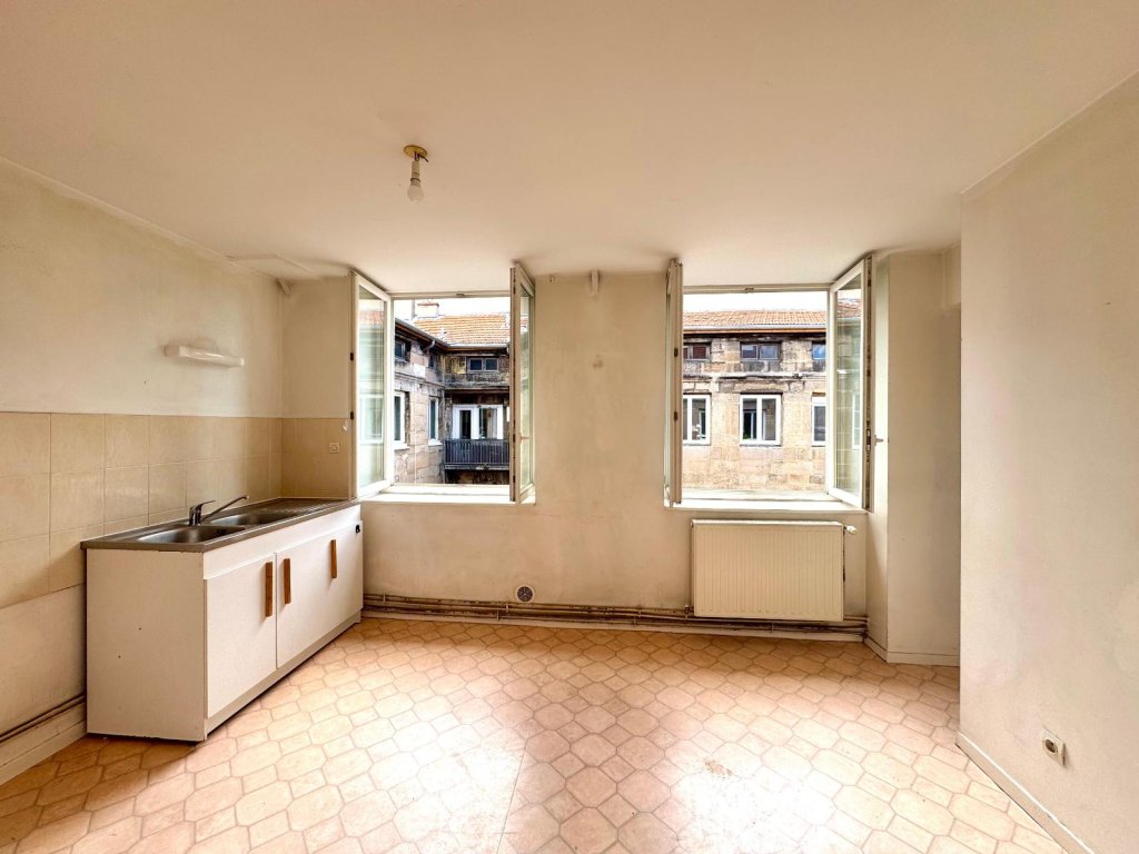 LOCATION - Appartement - ST ETIENNE (42000) - 830 €