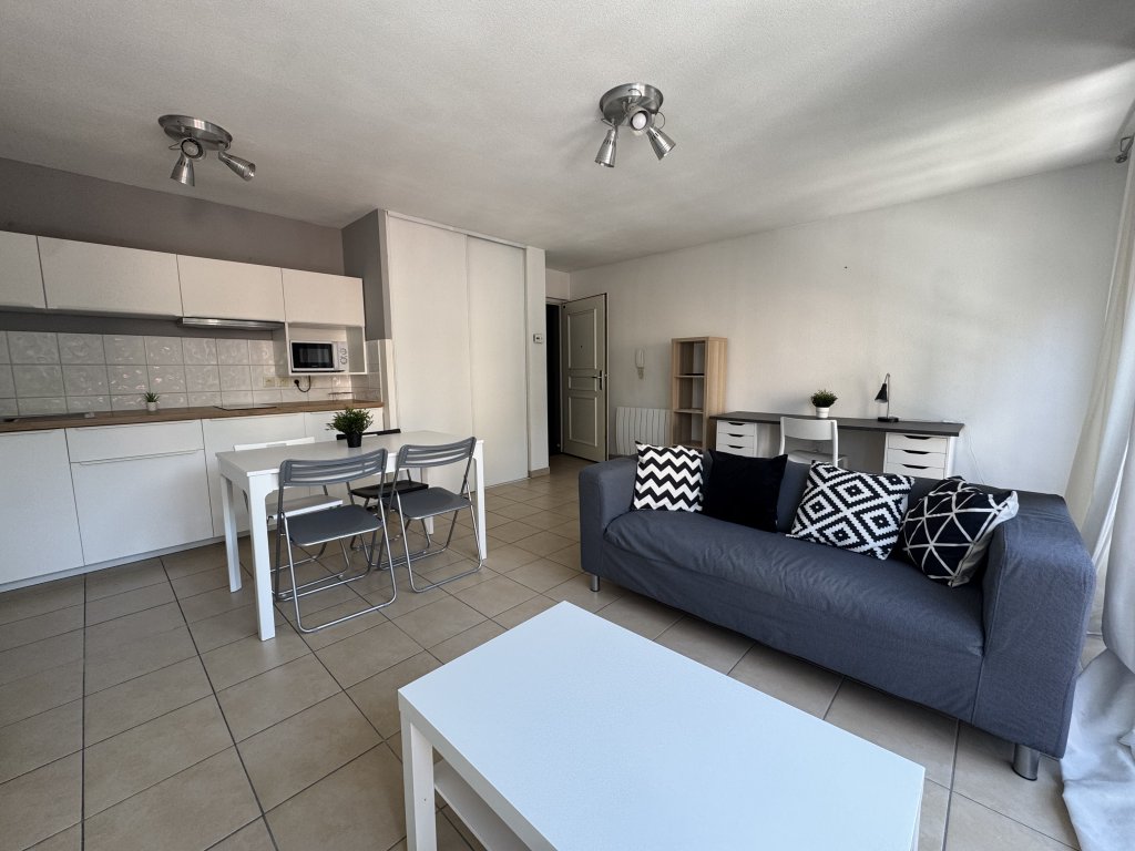 LOCATION - Appartement - ST ETIENNE (42000) - 515 €