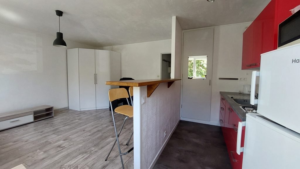 LOCATION - Appartement - ST ETIENNE (42000) - 430 €