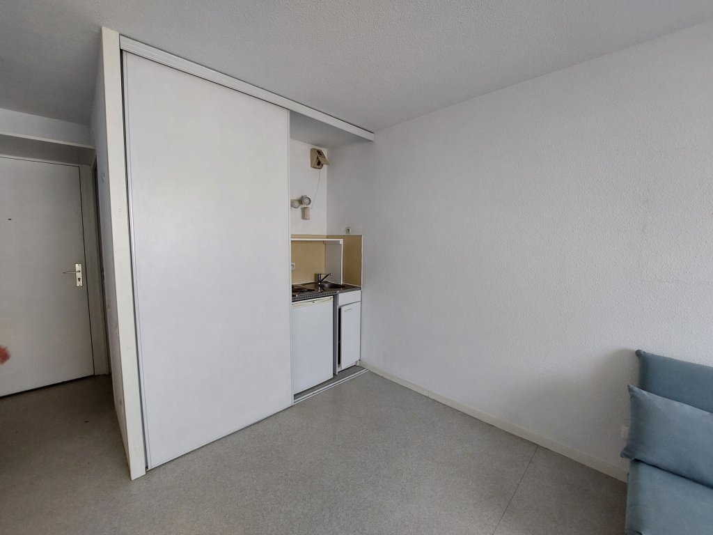 LOCATION - Appartement - ST ETIENNE (42000) - 360 €