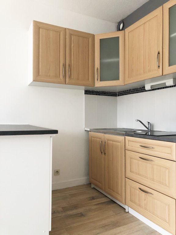 LOCATION - Appartement - ST ETIENNE (42000) - 490 €