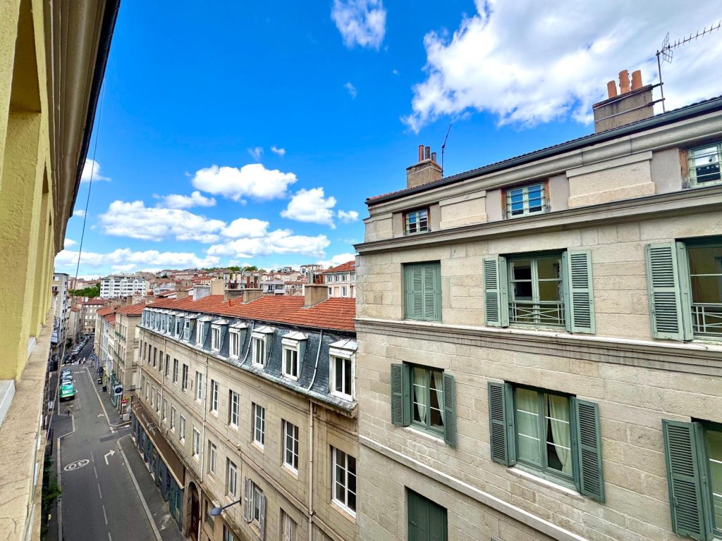 LOCATION - Appartement - ST ETIENNE (42000) - 830 €