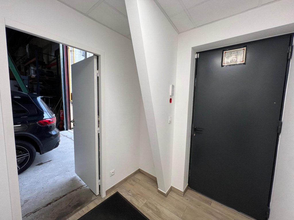 VENTE - Local - ROCHE LA MOLIERE (42230) - 410000 €