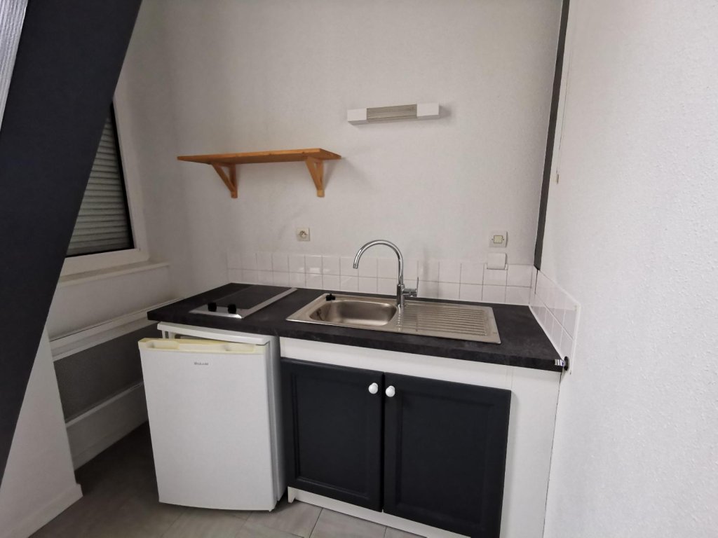 LOCATION - Appartement - ST ETIENNE (42000) - 360 €