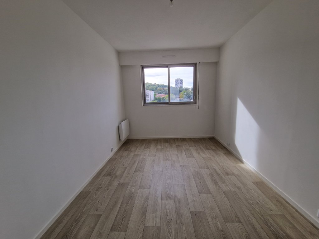 LOCATION - Appartement - ST ETIENNE (42000) - 590 €