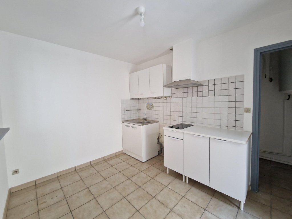 LOCATION - Appartement - ST ETIENNE (42000) - 305 €