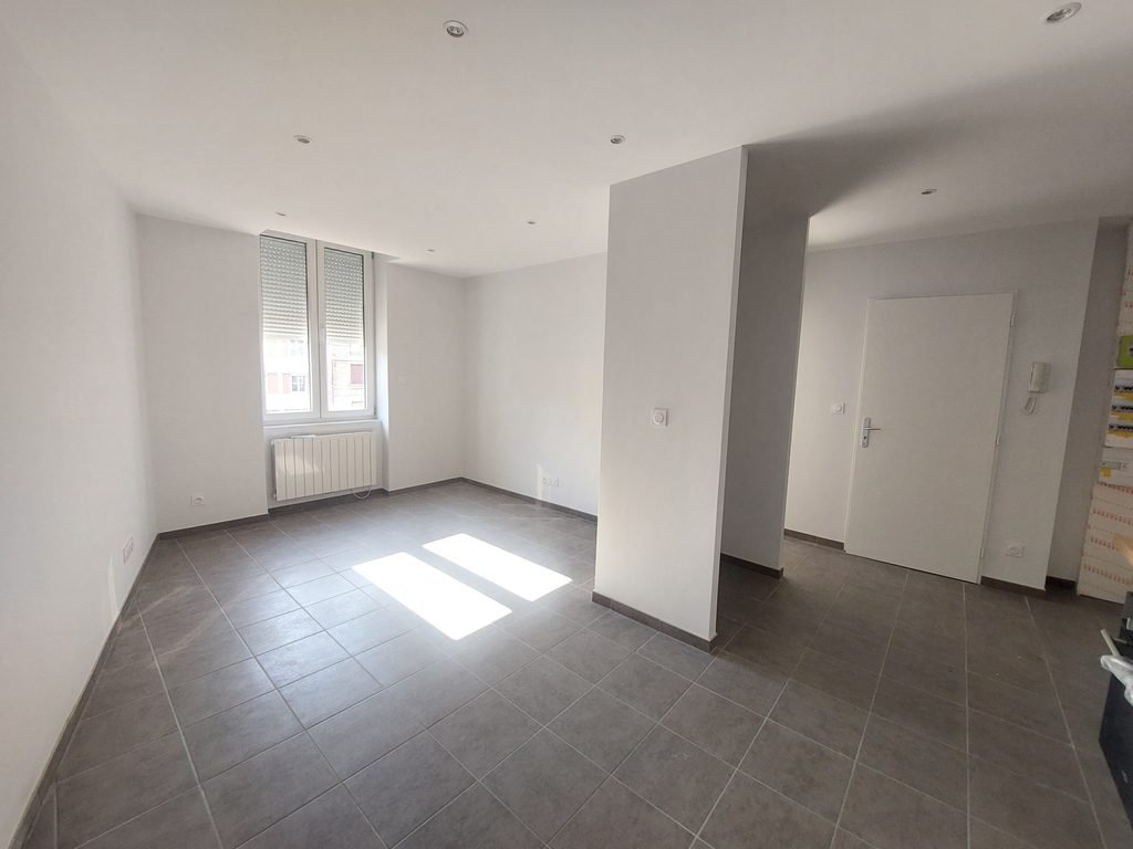 LOCATION - Appartement - ST ETIENNE (42000) - 495 €