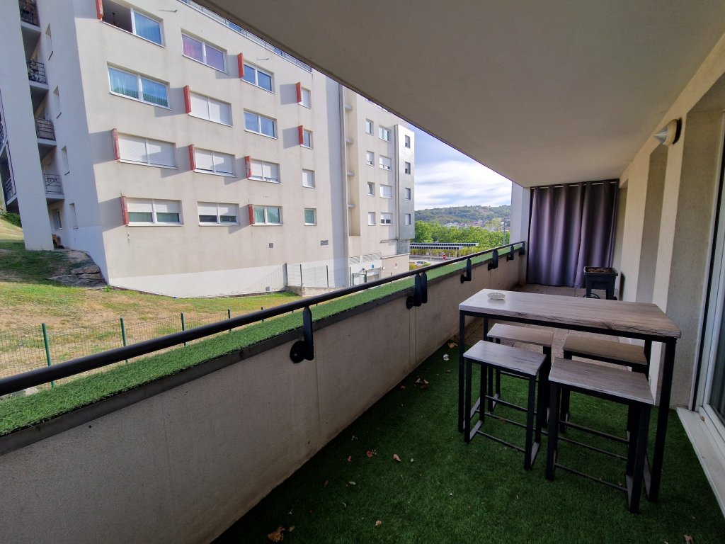 LOCATION - Appartement - ST PRIEST EN JAREZ (42270) - 730 €