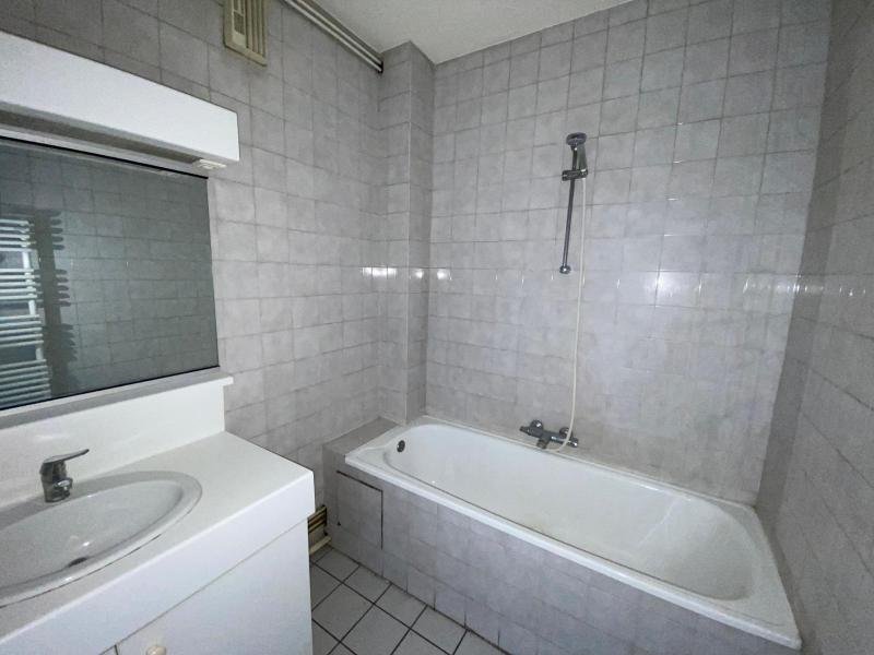 LOCATION - Appartement - ST ETIENNE (42000) - 410 €