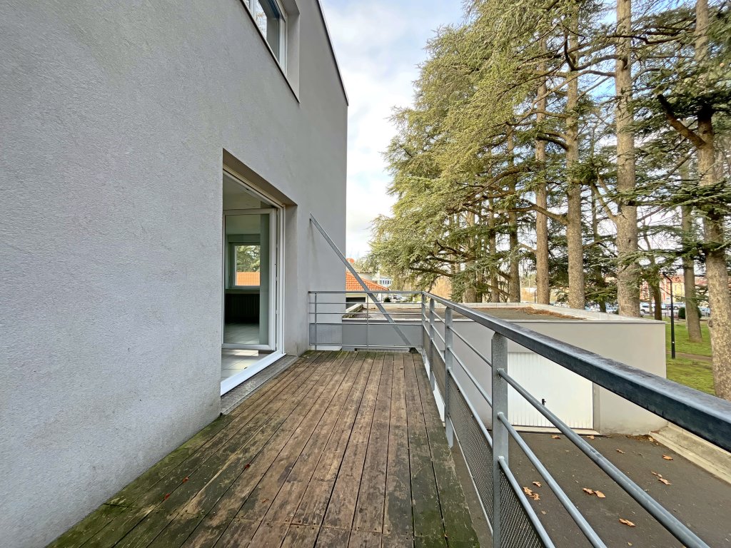 LOCATION - Appartement - ANDREZIEUX BOUTHEON (42160) - 815 €