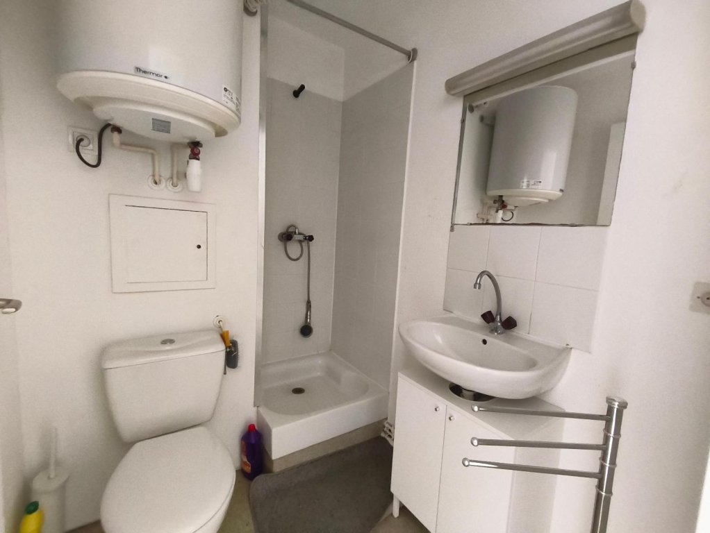 LOCATION - Appartement - ST ETIENNE (42000) - 395 €