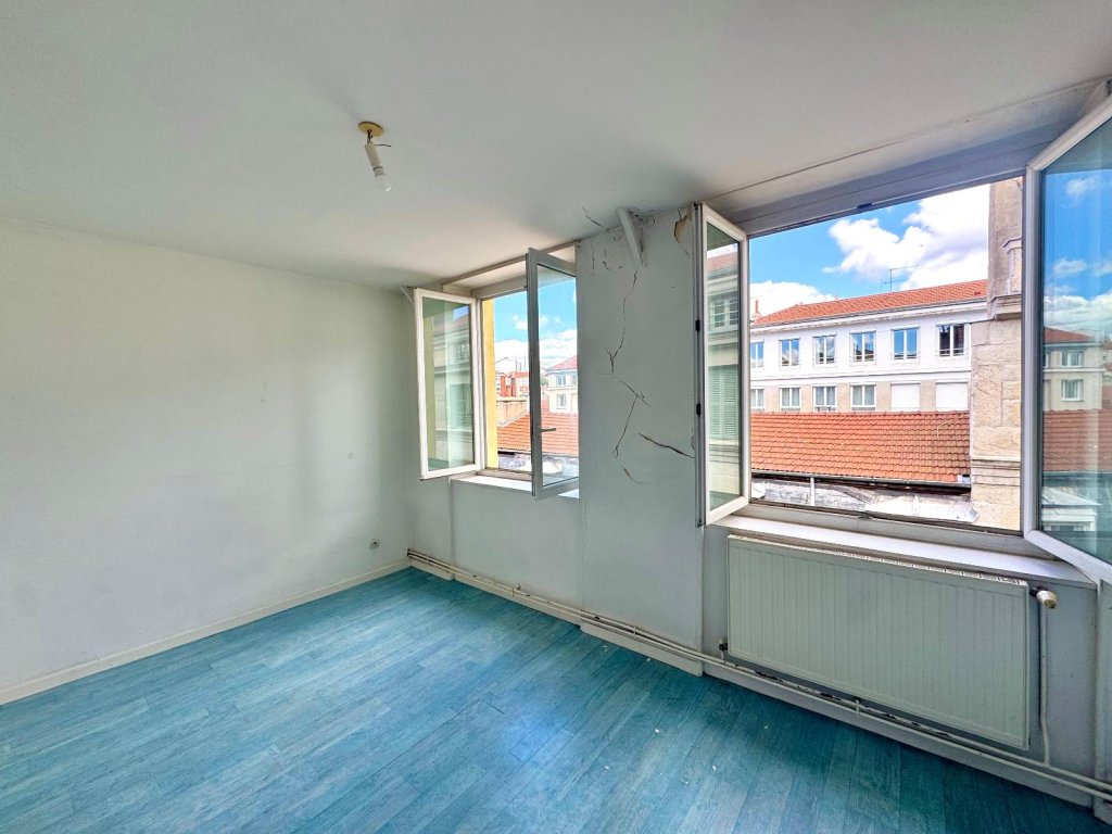 LOCATION - Appartement - ST ETIENNE (42000) - 830 €