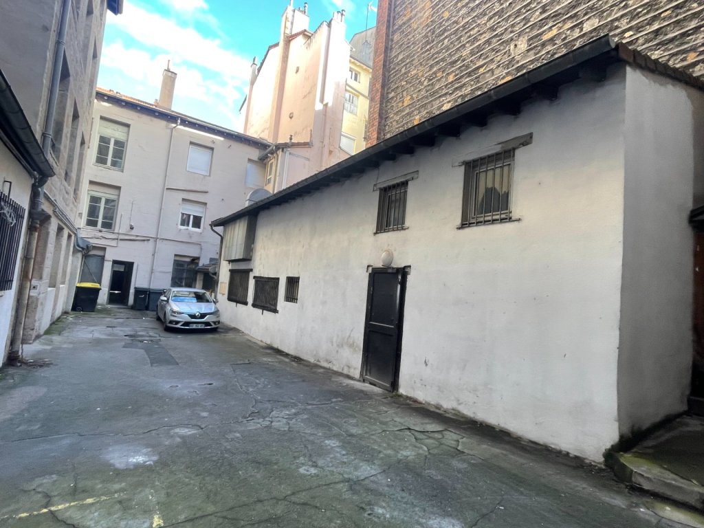 VENTE - Immeuble - ST ETIENNE (42000) - 990000 €