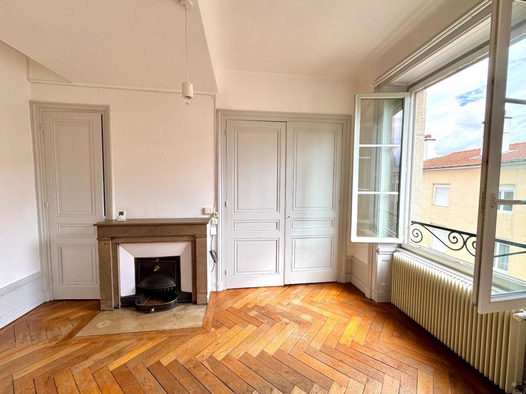 LOCATION - Appartement - ST ETIENNE (42000) - 405 €