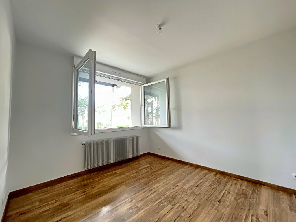 LOCATION - Appartement - ANDREZIEUX BOUTHEON (42160) - 815 €