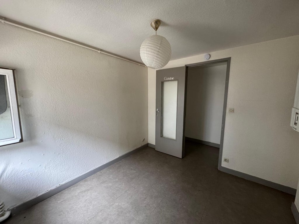 LOCATION - Appartement - ST ETIENNE (42000) - 430 €