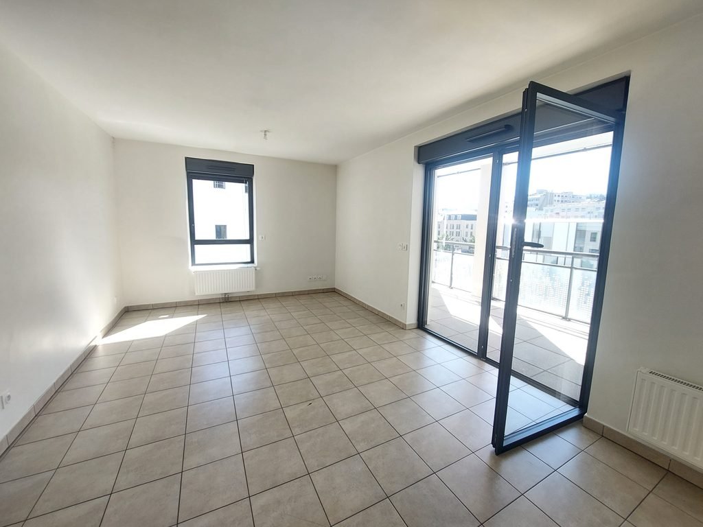 LOCATION - Appartement - ST ETIENNE (42000) - 747 €