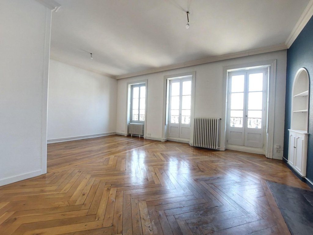 LOCATION - Appartement - ST ETIENNE (42000) - 615 €