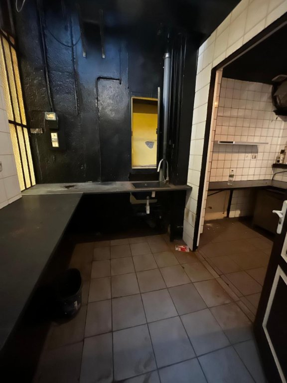 VENTE - Local - ST ETIENNE (42000) - 140000 €