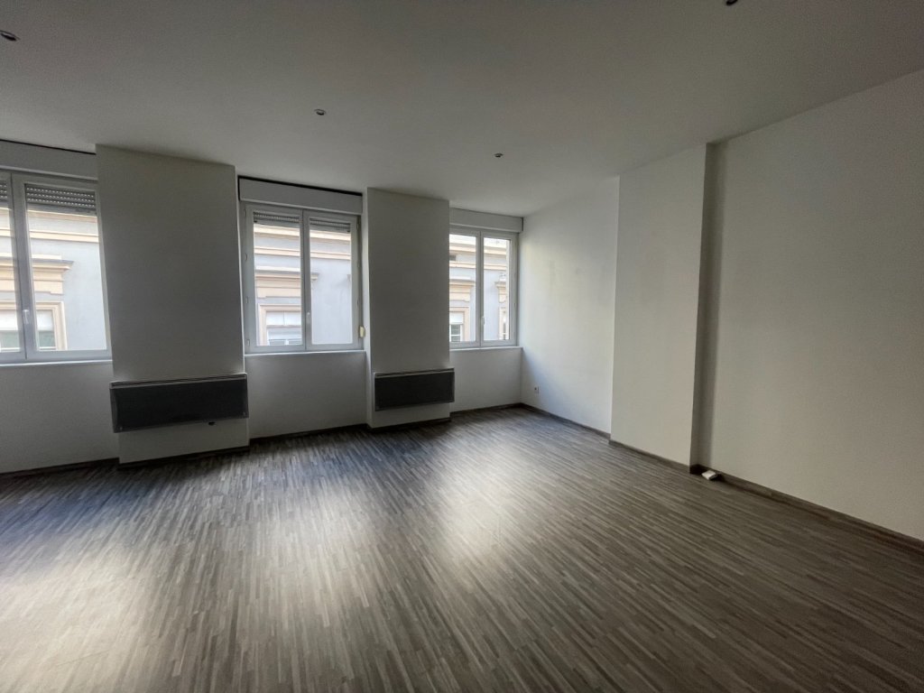 VENTE - Immeuble - ST ETIENNE (42000) - 990000 €