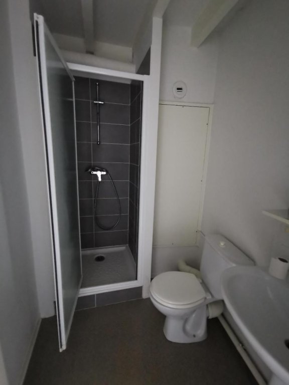 LOCATION - Appartement - ST ETIENNE (42000) - 360 €
