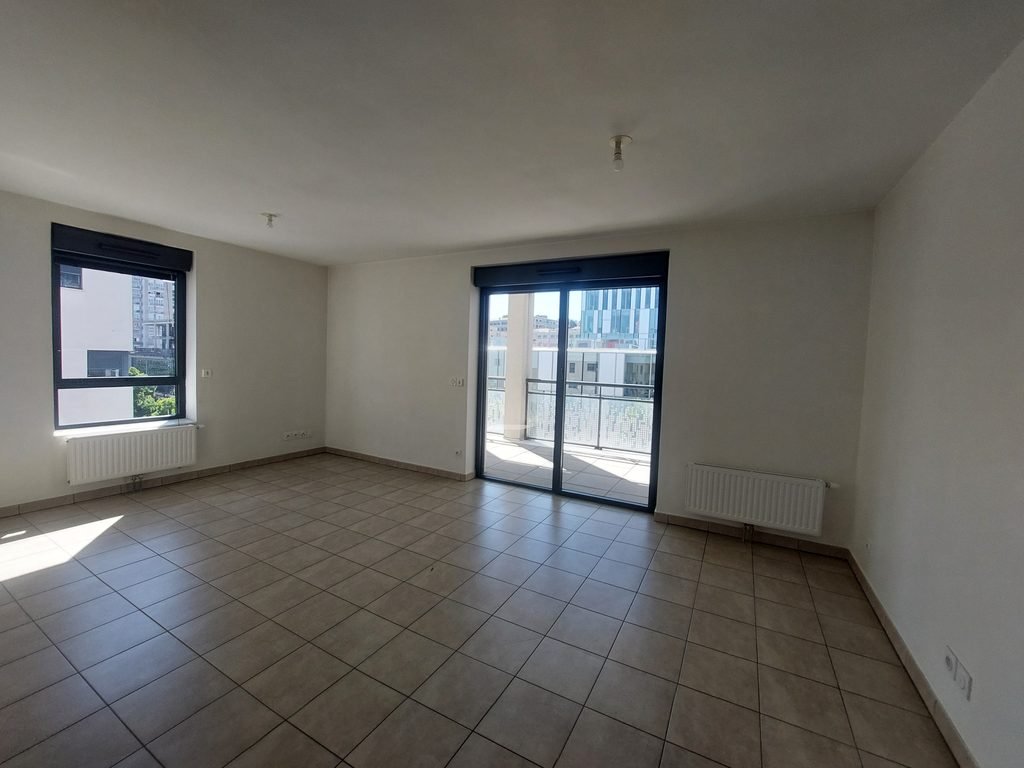 LOCATION - Appartement - ST ETIENNE (42000) - 747 €