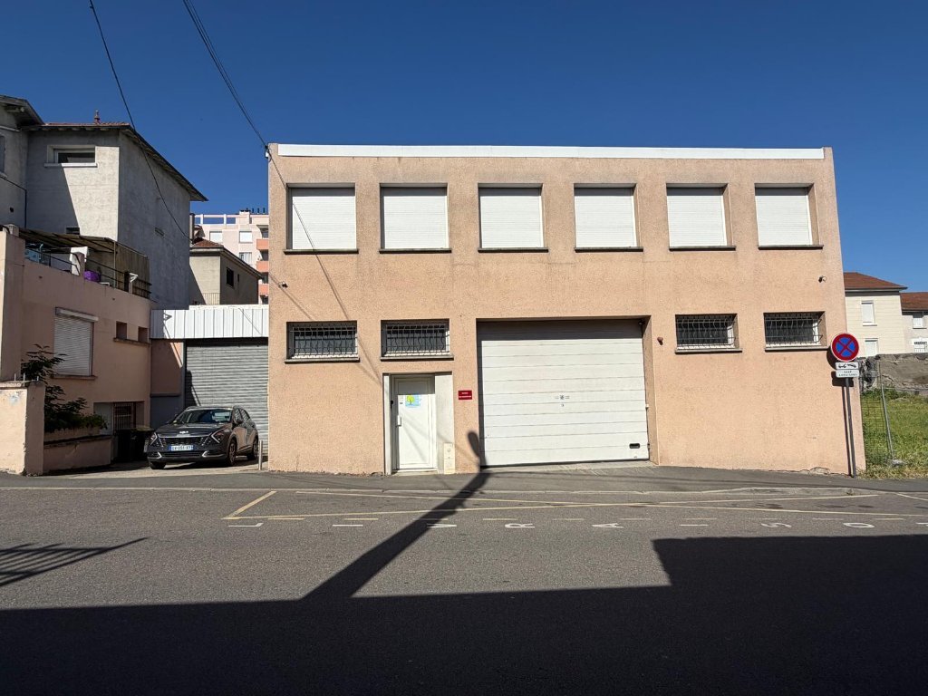 LOCATION - Local - ST ETIENNE (42000) - 1900 €