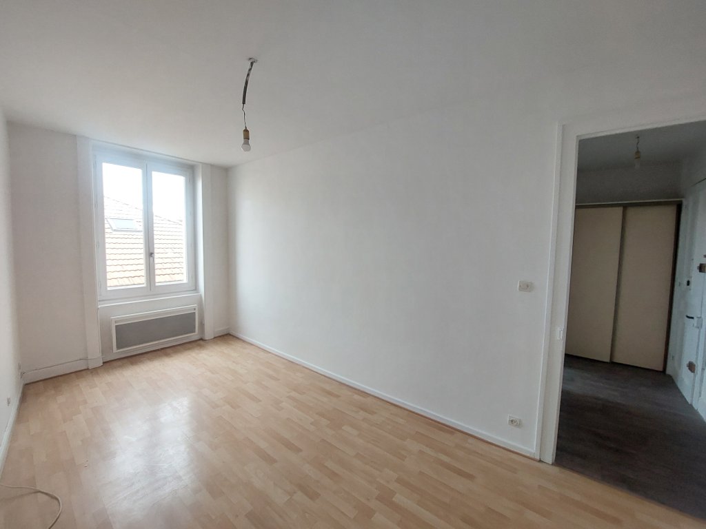 LOCATION - Appartement - ST ETIENNE (42000) - 290 €